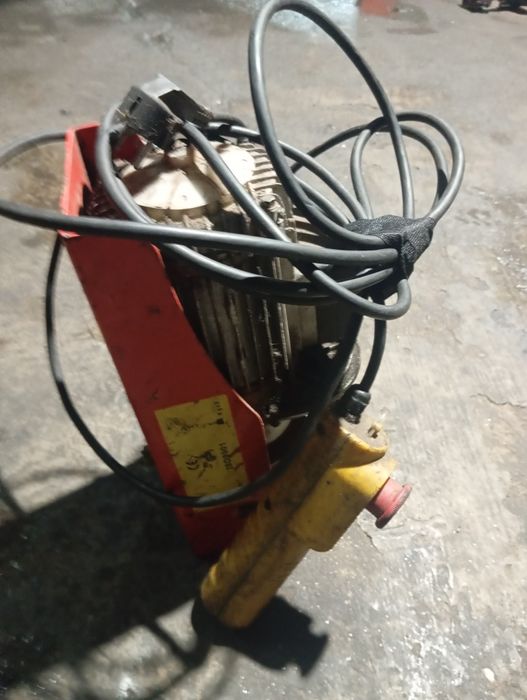 Guincho 200kg a trabalhar