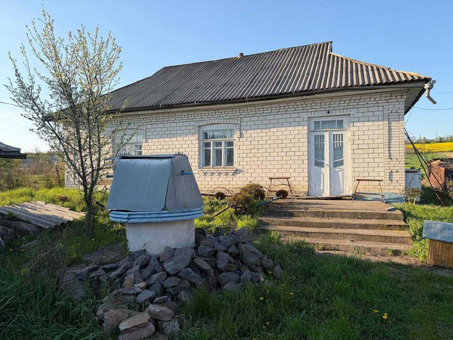 Продається будинок у с. Лісниче, Гайсинський р-н, Вінницька обл