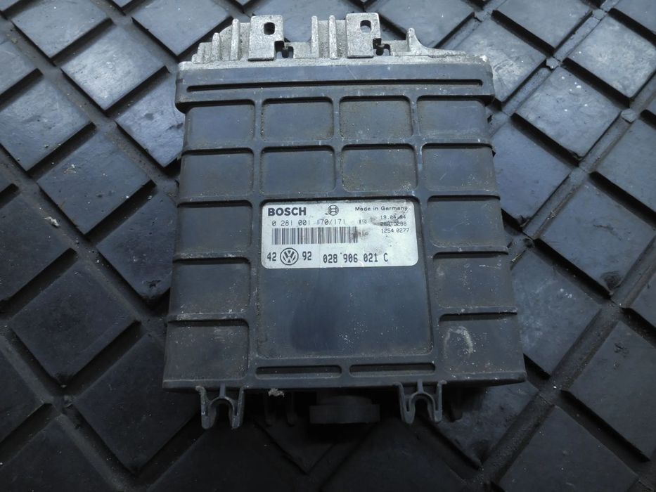 KOMPUTER SILNIKA VW AUDI SEAT SKODA 028906021C
