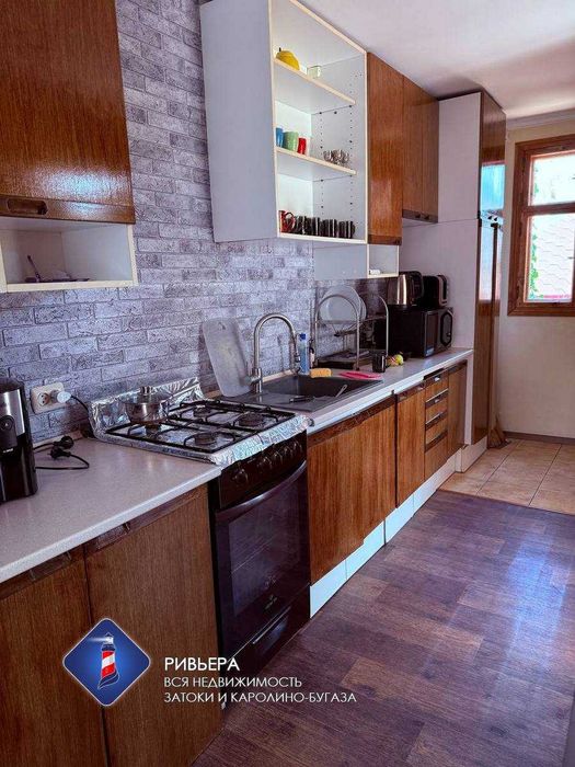 Продам дом у моря в Каролино-Бугазе.