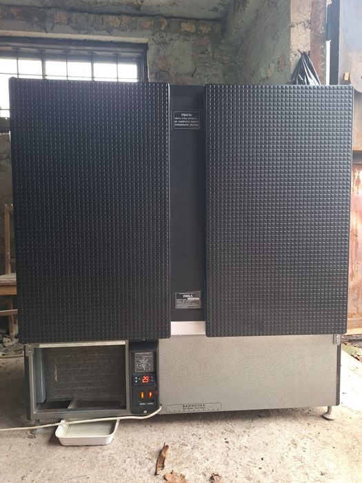 Холодильна вітрина Умка 1.2м