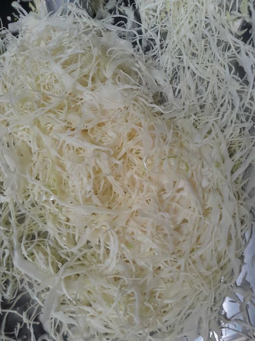 Kapusta biała kal. 3kg+, Kapusta czerwona kal. 1-2kg. szatkowana.