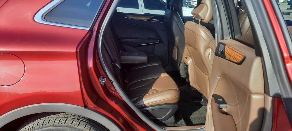Продам пригнаний з США автомобіль преміум класу LINCOLN MкC AWD