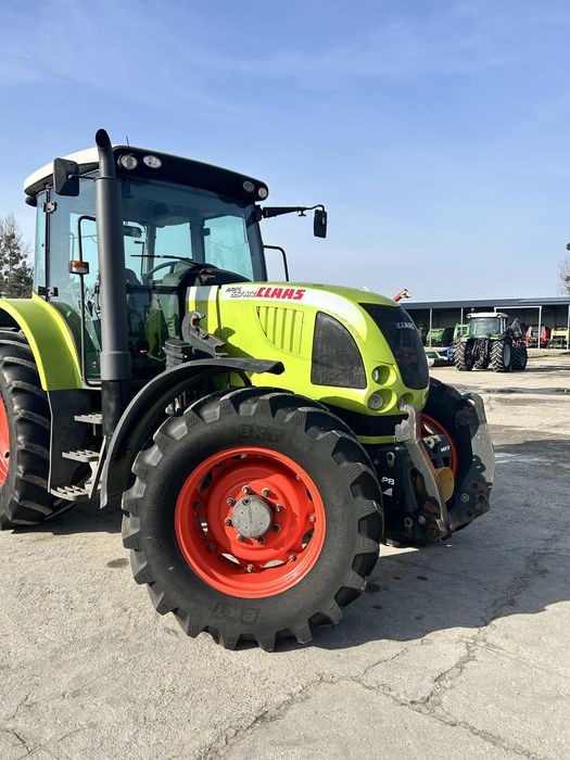 Ciągnik ClAAS ARES 657 -przedni WOM 119 PLN netto