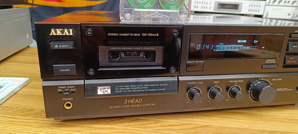 Кассетна дека Akai GX-65 MK II (відео роботи ! )