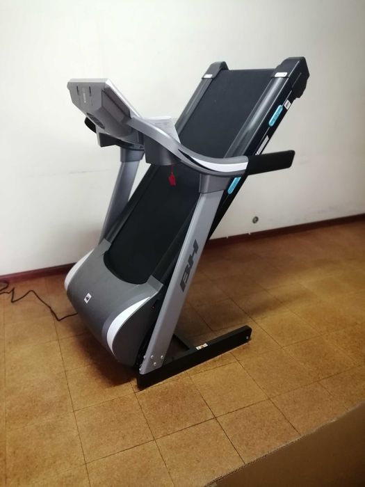 Passadeira elétrica BH F8 - Semiprofissional  i concept