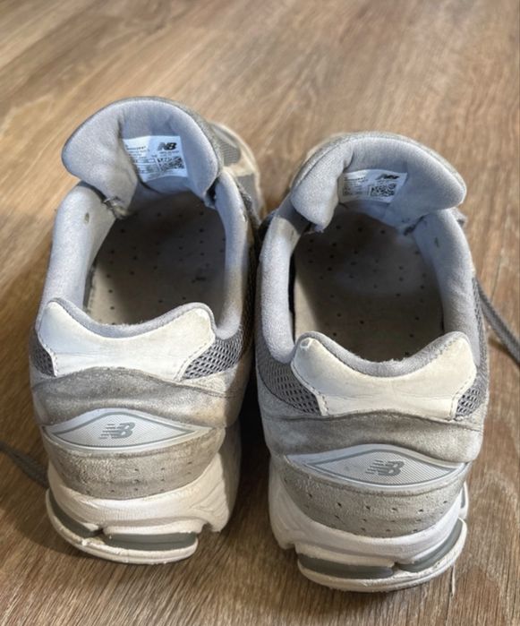 Buty new balance 2002r rozmiar 43