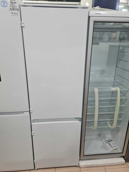 Combinado Frigorifico encastre SMEG . Por estrear. 1 ano garantia
