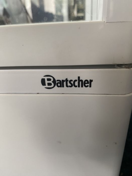 Кондитерська вітрина Bartscher