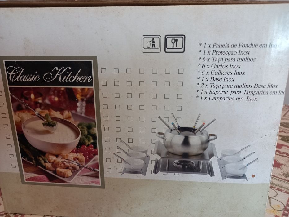 Conjunto  de fondue 25Pcs  completo e novo