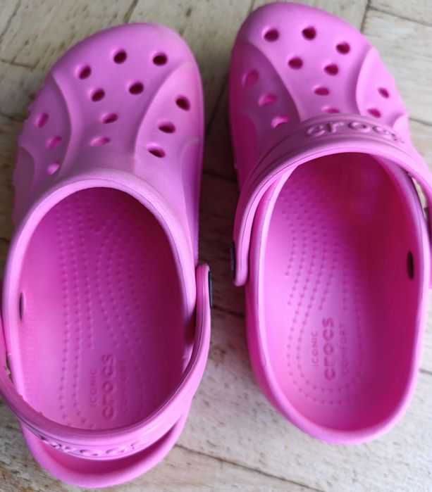 Crocs Oryginalne klapki w kolorze różowym Rozmiar c11