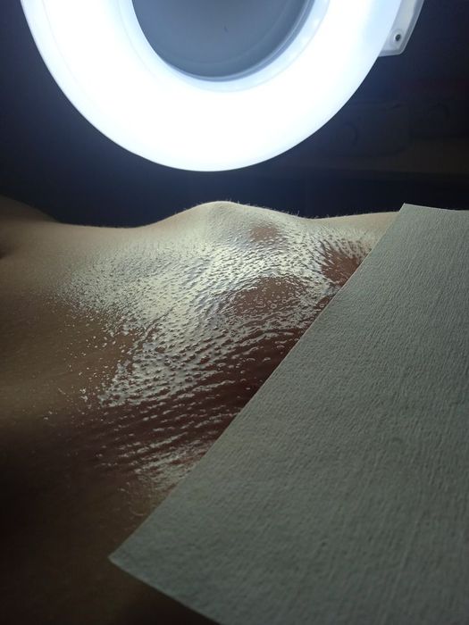 Elektroepilasja & depilacja woskiem