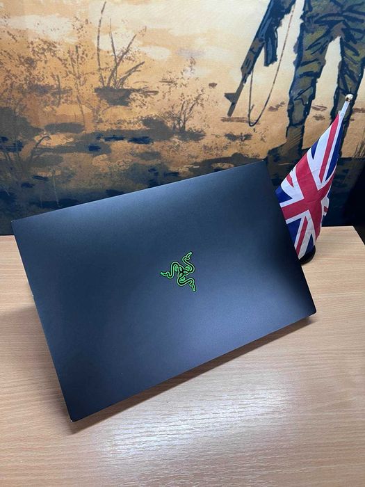 Razer Blade 15 15.6"IPS FHD 144Hz i7-10750H 16/512Gb GTX 1660Ti 6Gb