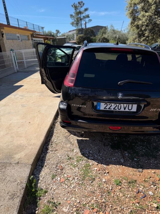 Peugeot 206 sw  ano 2003 1.4