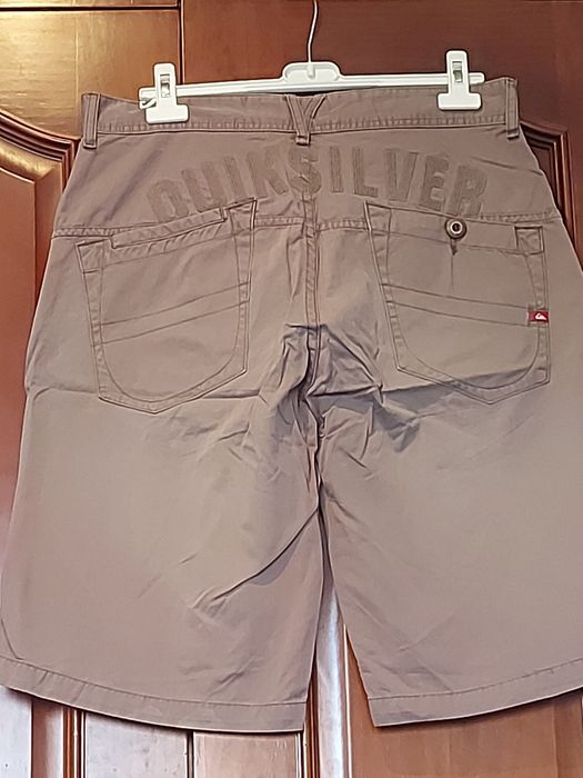 Calções da Quiksilver -Tam° L - Caqui