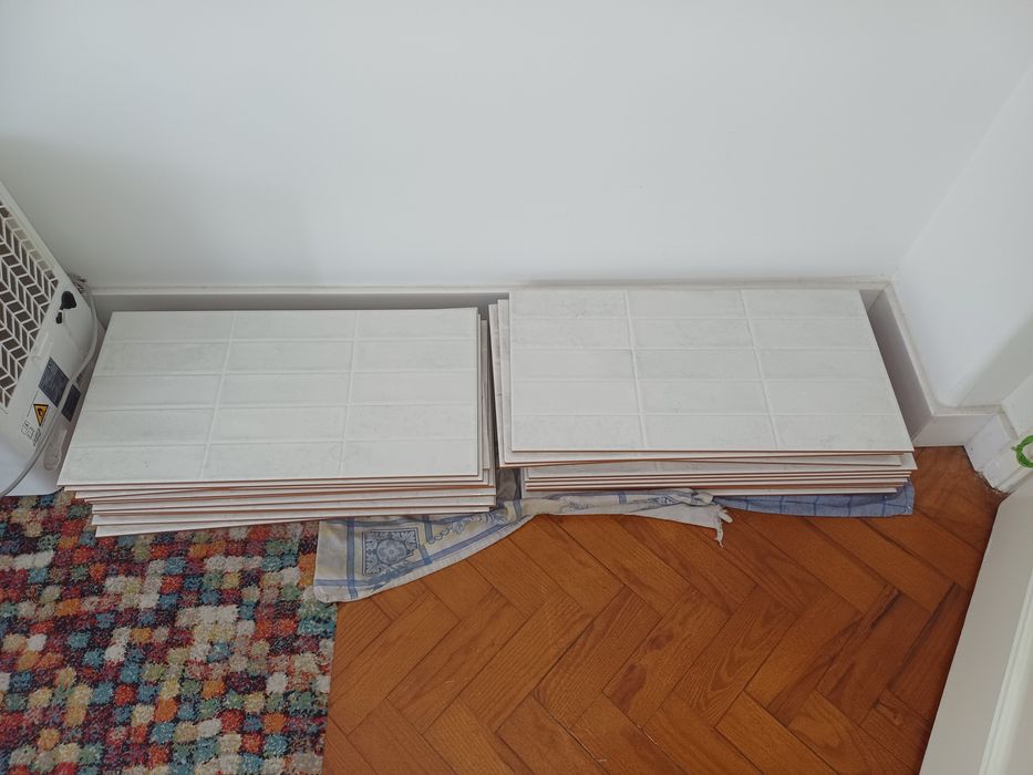 Azulejo branco LeroyMerlin para cozinha/casa de banho (7m2)