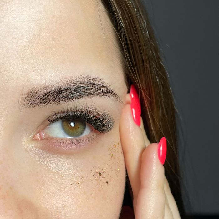 Нарощування вій Житомир