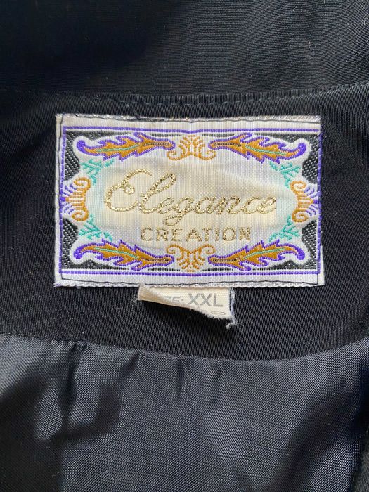 Czarna marynarka długa