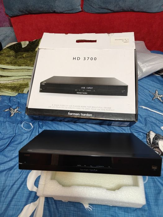 Harman Kardon amplituner HK 3700 i CD  HD 3700