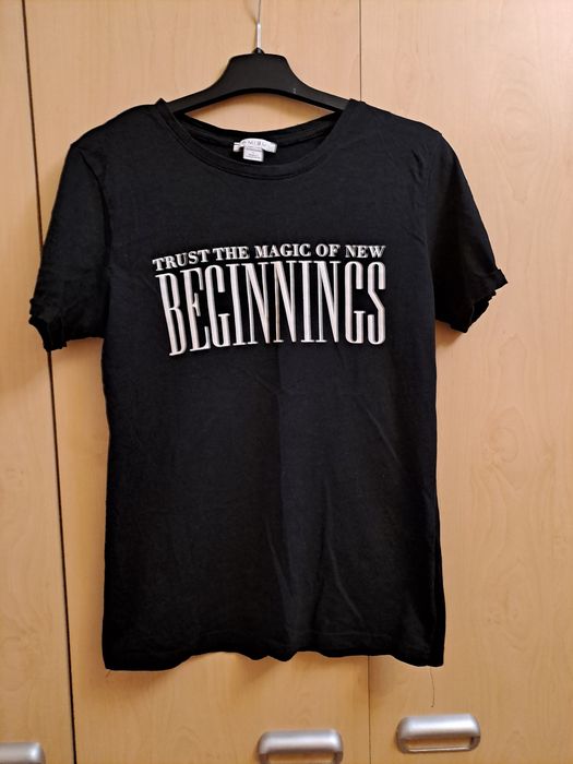 bluzka, t shirt, czarna z nadrukiem