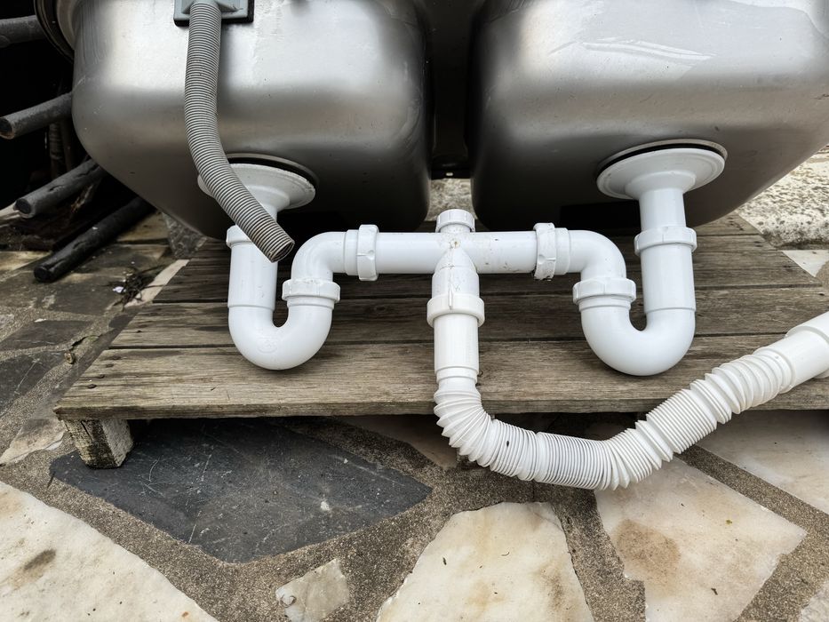 Lava loicas de duas cubas teka