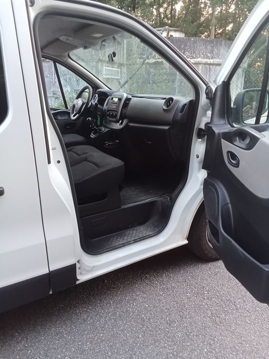 Renault trafic 9 lugares