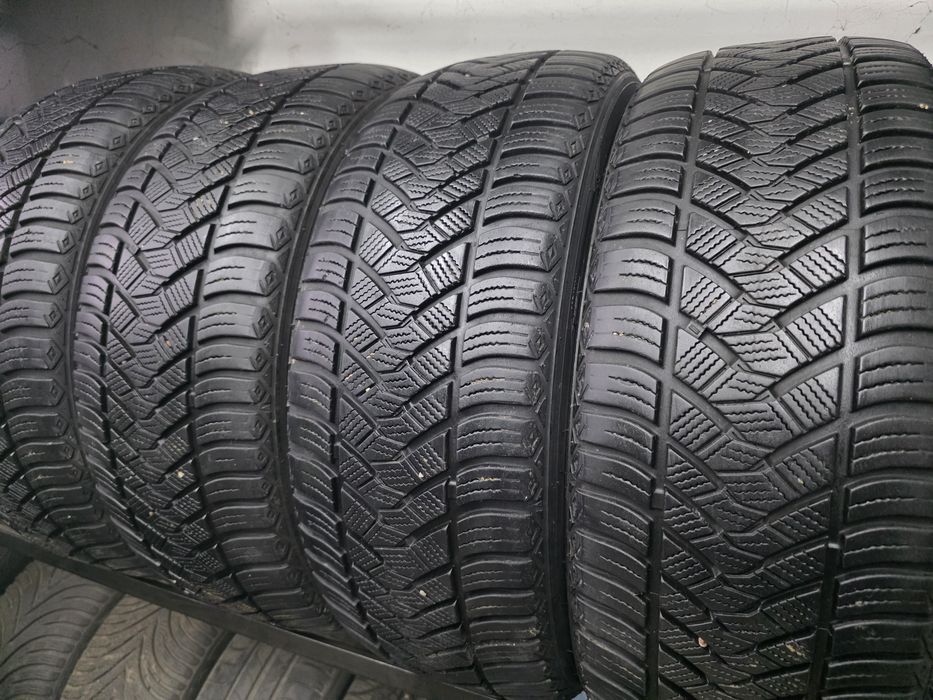 Opony całoroczne Maxxis AP2 ALL SEASON 225/45 R19 96 V XL
AP2 ALL SEAS