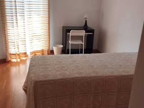 Quarto para arrendar - Cidade Universitária Campo Grande
