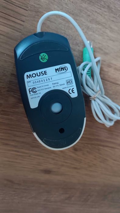 Myszka kulkowa Mint PS/2 sprawna Retro
