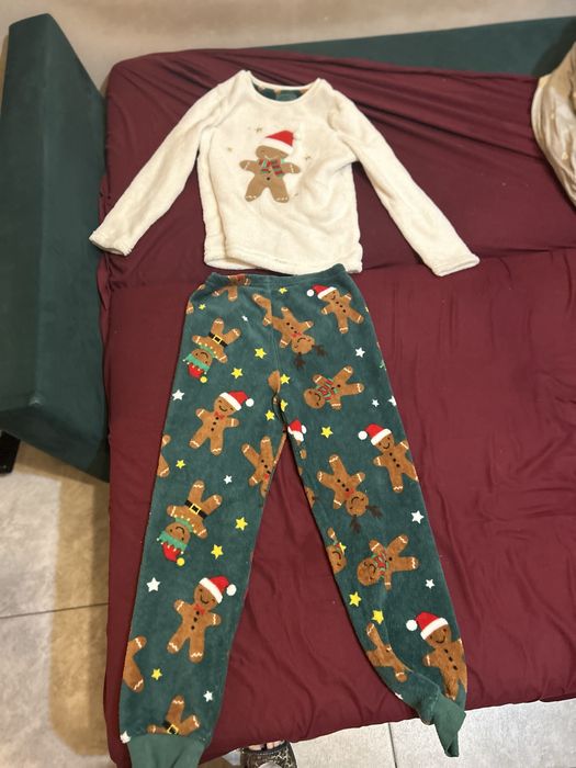 Jak nowa pizama dziecieca na Mikolaja 134 cm primark swieta 8 9 lat