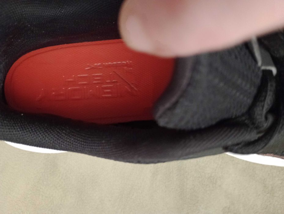 Adidasy damskie Reebok Rozm40.5 długość wkł.26.5 cm