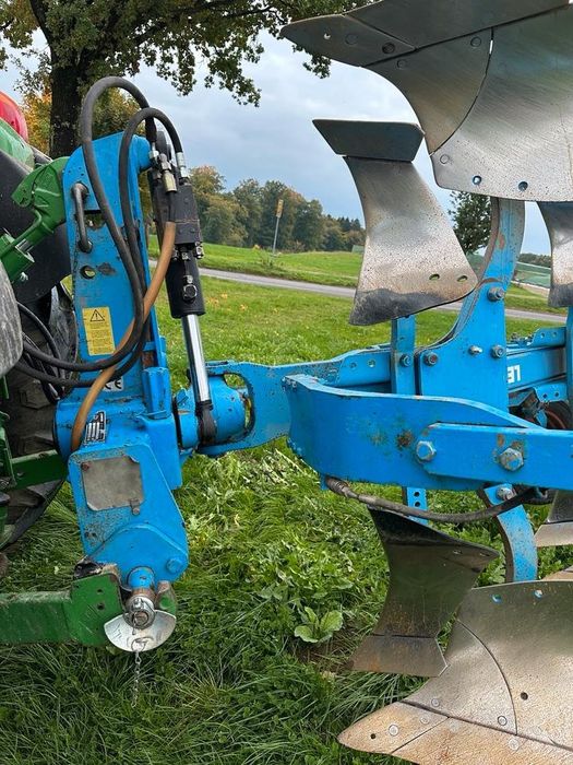 Продам оборотний плуг Lemken EurOpal 7