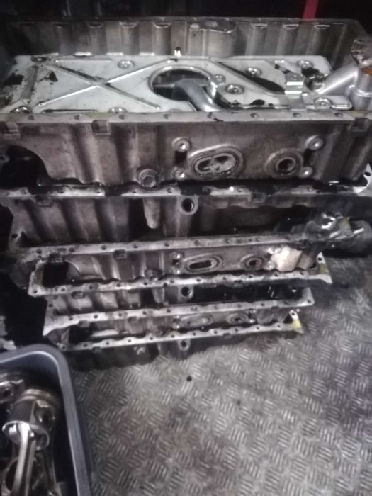 Miska olejowa volvo 2.4 d5 00-05r d5244t