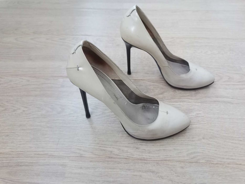 Туфлі жіночі, 37, устілка 24 см, Costume National