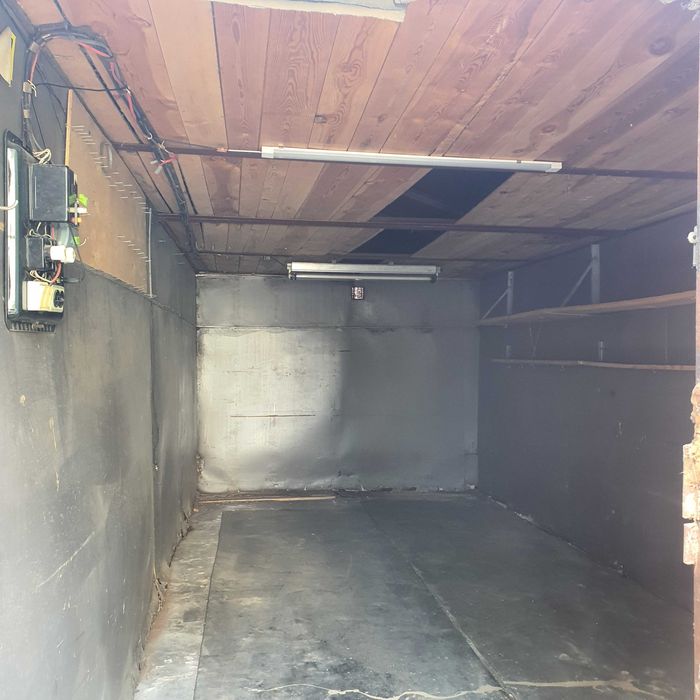 Продам гараж в центрі Луцька по вул.Винниченка