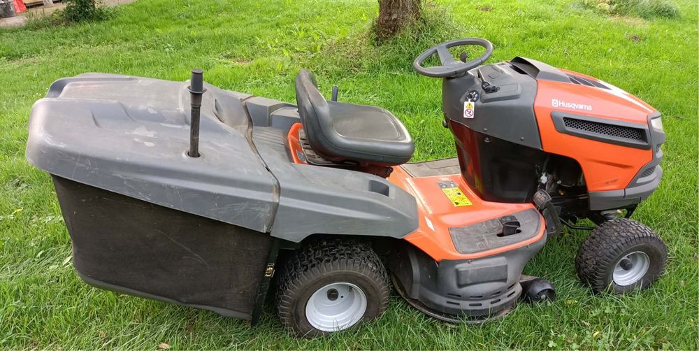 Sprzedam traktorek-kosiarkę Husqvarna TC 139T