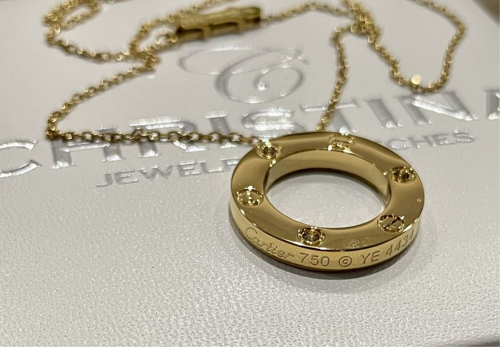 Стильное колье  Cartier Love