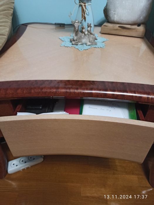 Набір меблів у вітальню. Стінка, комод, столик