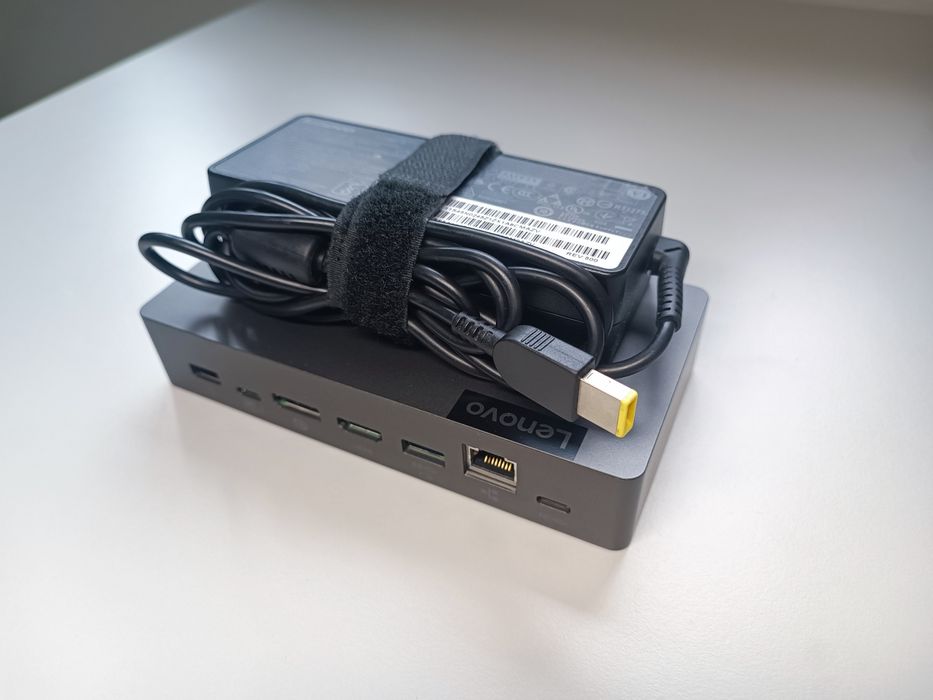 Lenovo Thunderbolt 3 Essential Dock (Model: 40AV)