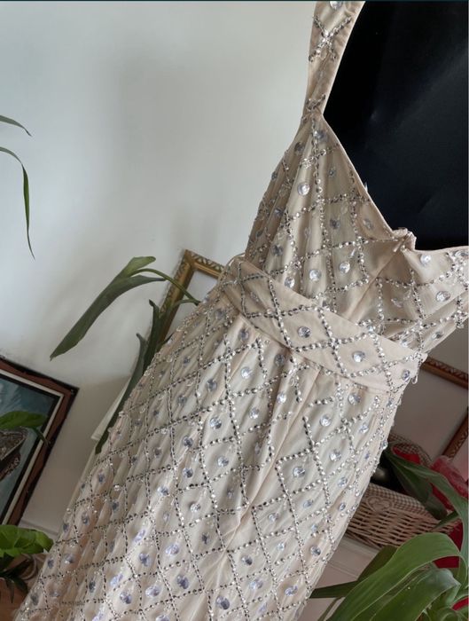 Asos luxe cekinowa sukienka midi midaxi pióra 44 xxl  zdobiona