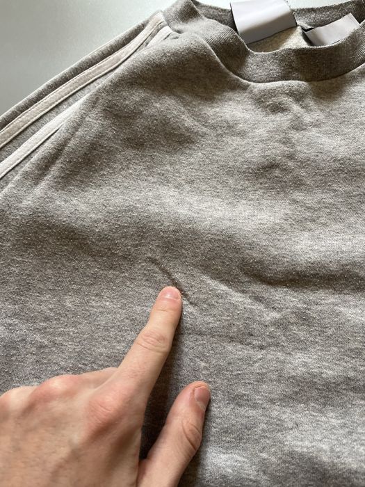 Світшот від Adidas на лампасах Y2k