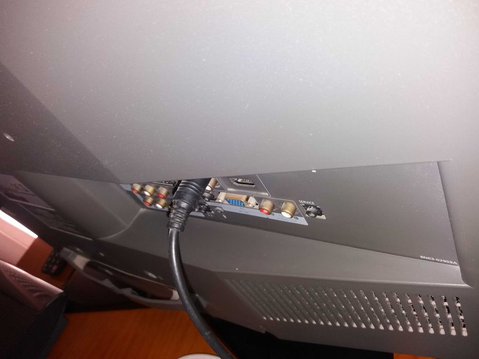 v plasma samsung 32”, sem controle remoto