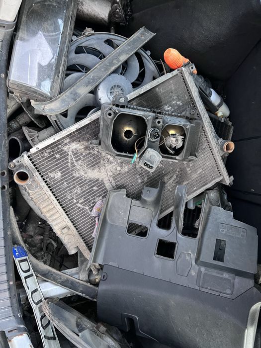 Продаж запчастей БМВ е 36