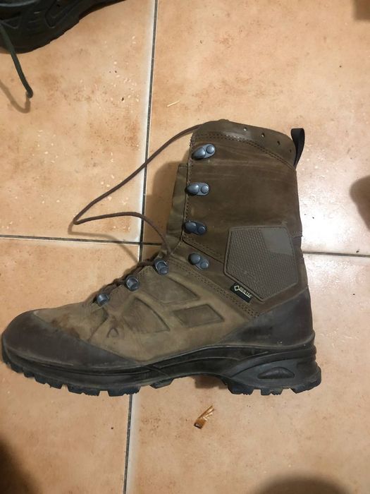 Продам берцы фирма GORE/TEX