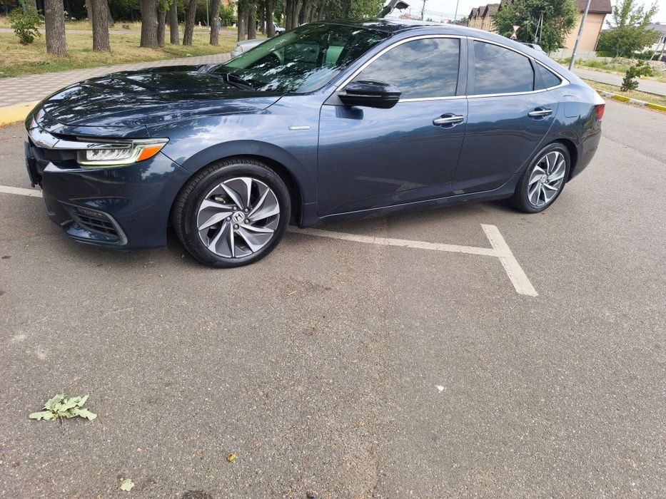 Продам Honda Insight  Touring 2020