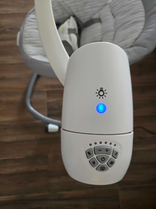 Baloiço Joie Serina Swivel Nature branco