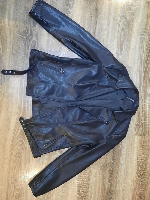 косуха чорна, 56 розмір