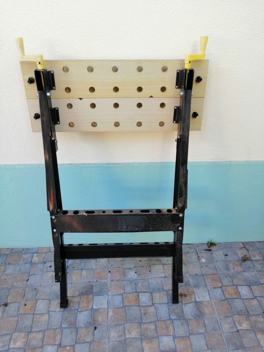 Articulated DIY Workbench64740406402435123