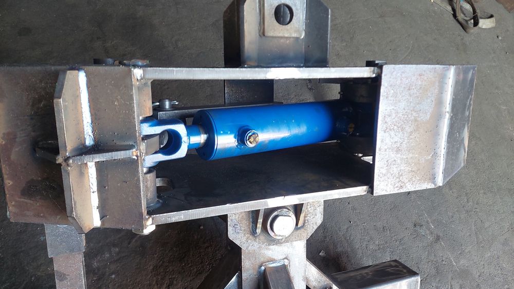 Захват для лісу усилений320 кг., Гідрозахват ПТБ-4,5