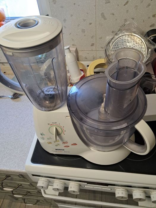 Кухонний комбайн бош. Пересилаю!